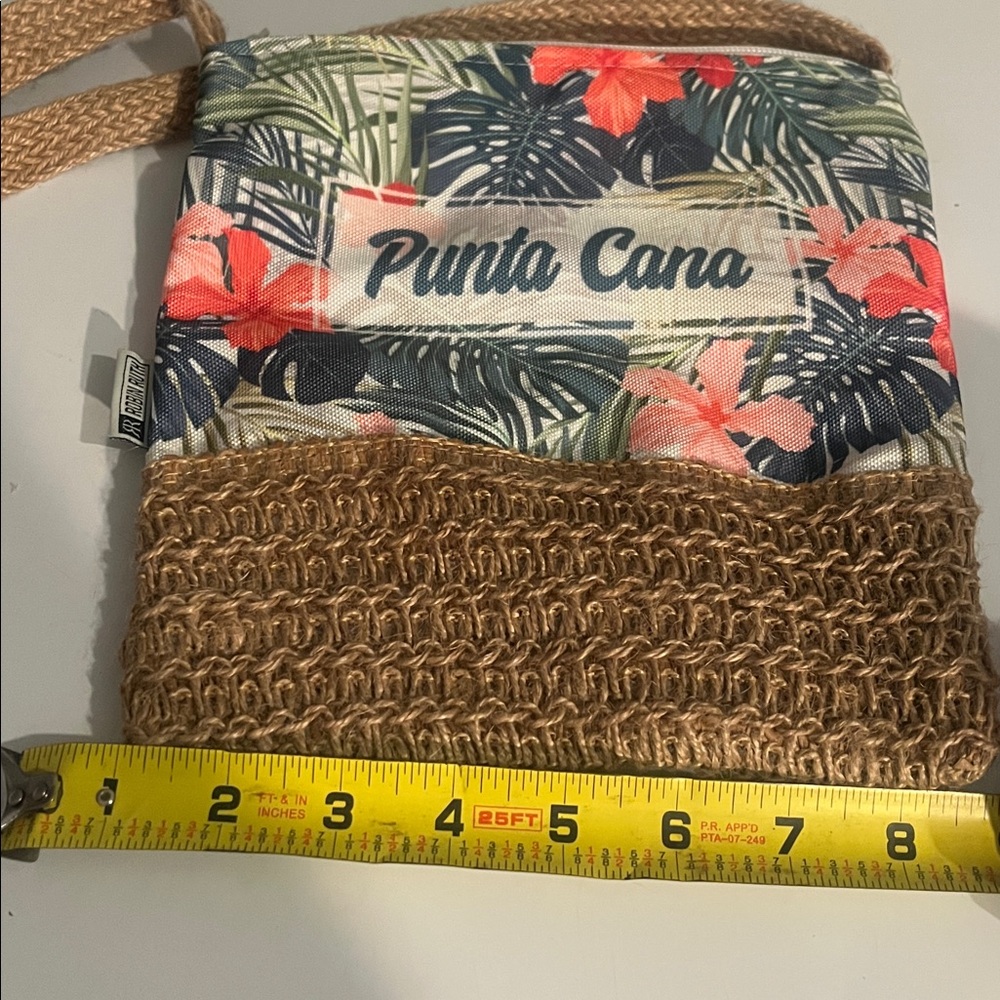 3/$15. Punta Cana crossbody - Picture 5 of 6